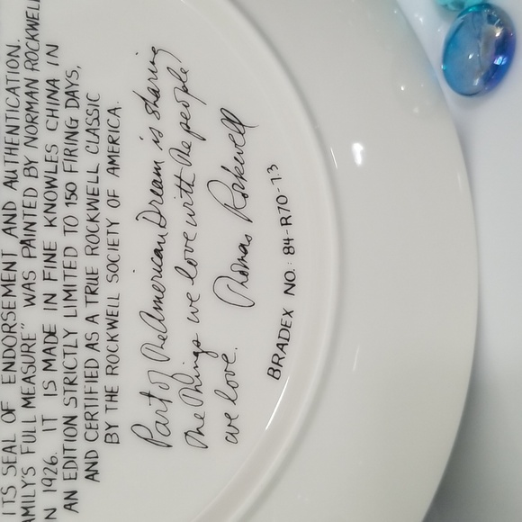 P2c- Knowles Norman Rockwell "A Family's Full Measure" 1985 LE Collector's Plate - Picture 6 of 8